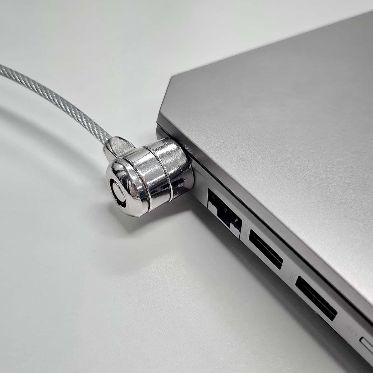 Nedis - Laptop-Slot <p class="" data-start="419" data-end="534">Beveilig je apparatuur snel en eenvoudig met dit 1,8 meter lange kabelslot met 2 sleutels.</p> - afbeelding 4
